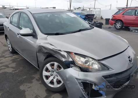 2011 Mazda 3 I из США, поврежденный, VIN JM1BL1UG1B1370917